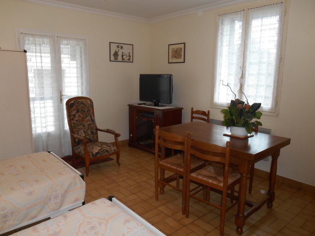 Gite De La Treherais Saint-Malo Zimmer foto